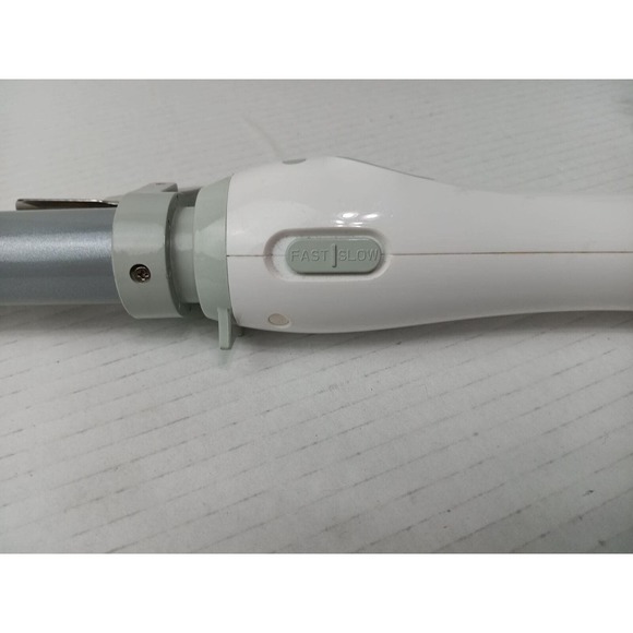 Beachwaver Co S1 Rotating Curling Iron - White - Picture 5 of 8